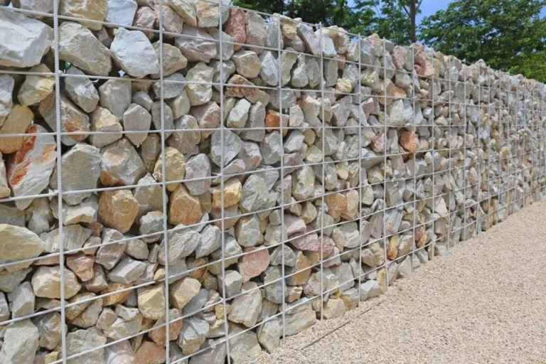 comparaison visuelle enrochement vs mur de soutenement