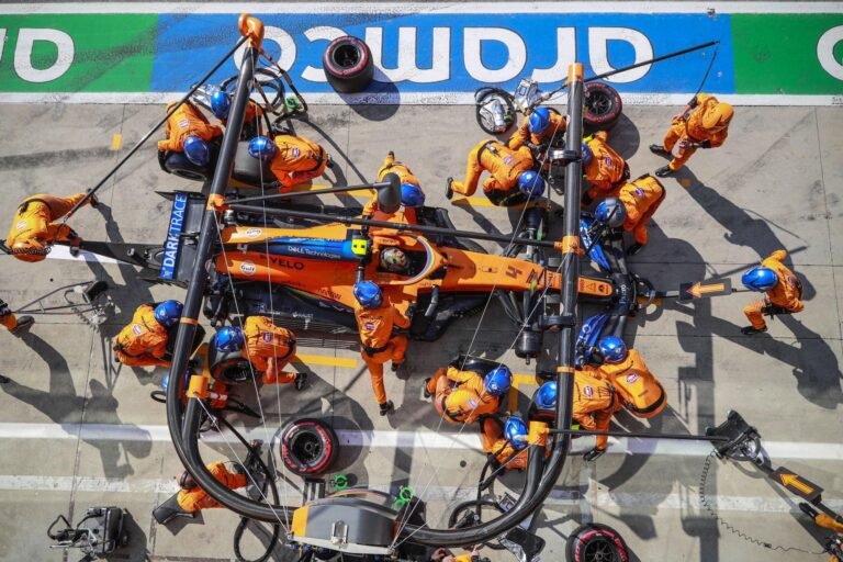 CACES ou autorisation de conduite : quelle est la différence 41 deux conducteurs avec des engins differents