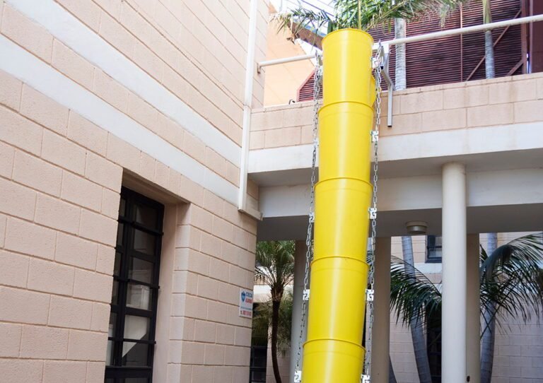 goulotte en plastique pour evacuation de gravats