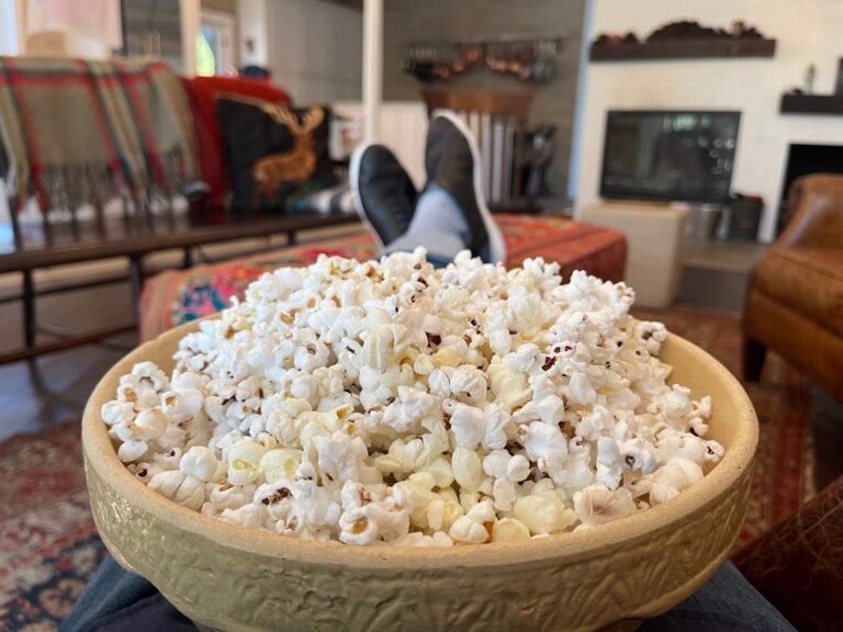 Comment préparer le meilleur mais à pop corn maison 14 mais eclate dans un grand bol