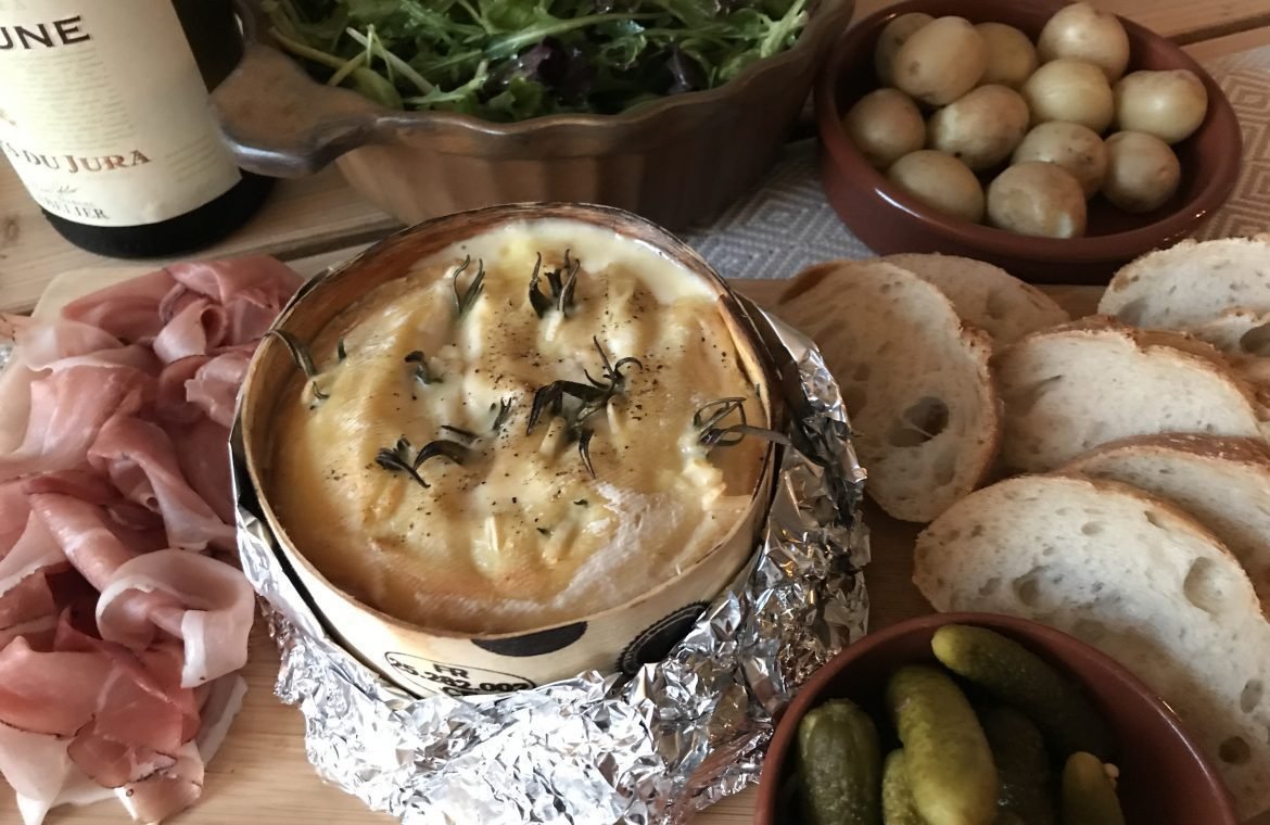 Comment cuire un Mont Dore parfaitement à la maison