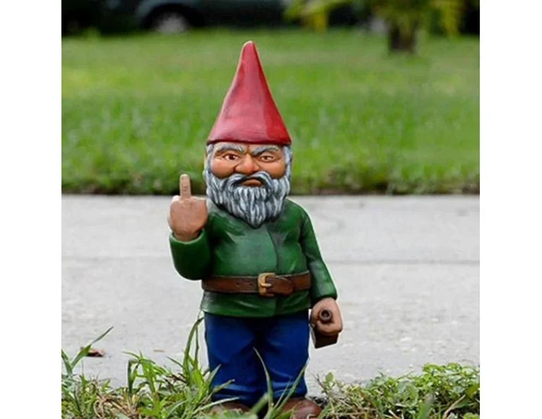 un nain faisant un doigt dhonneur amusant